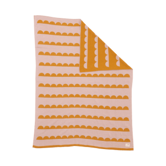 Little half moon blanket